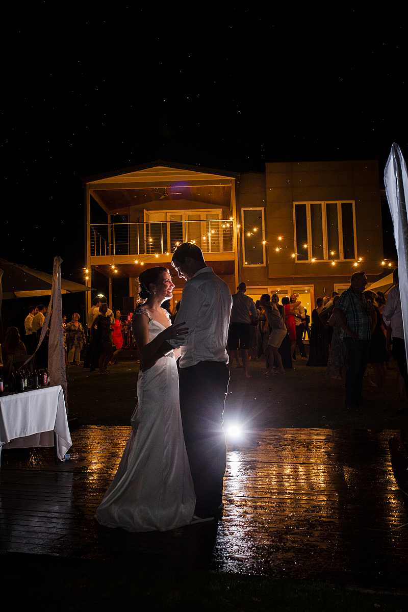 Lauren and Jason's wedding at Yarrawonga | Yarrawonga / Mulwala Wedding Photographers | 1237.jpg