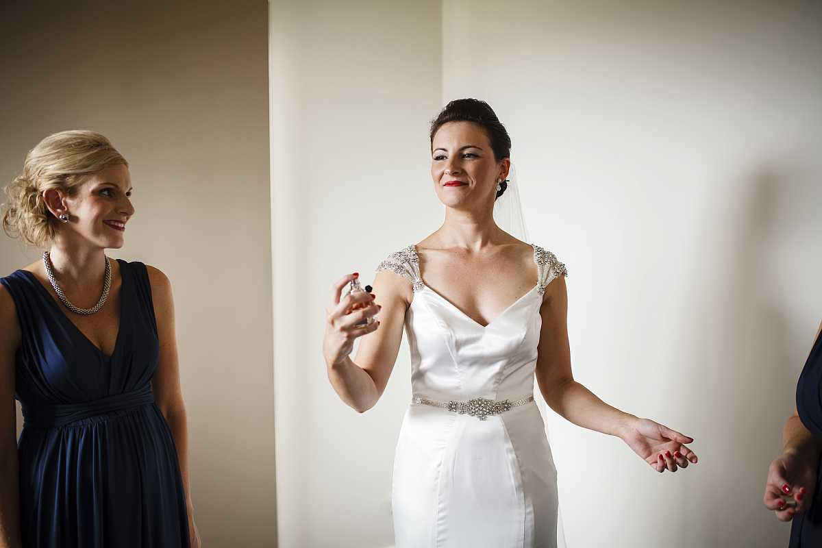 Lauren and Jason's wedding at Yarrawonga | Yarrawonga / Mulwala Wedding Photographers | 0157.jpg