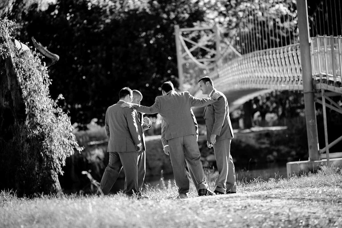 Melissa and Kane's Gypsy Gardens Wedding | Albury Wedding Photographers  | 0658.jpg