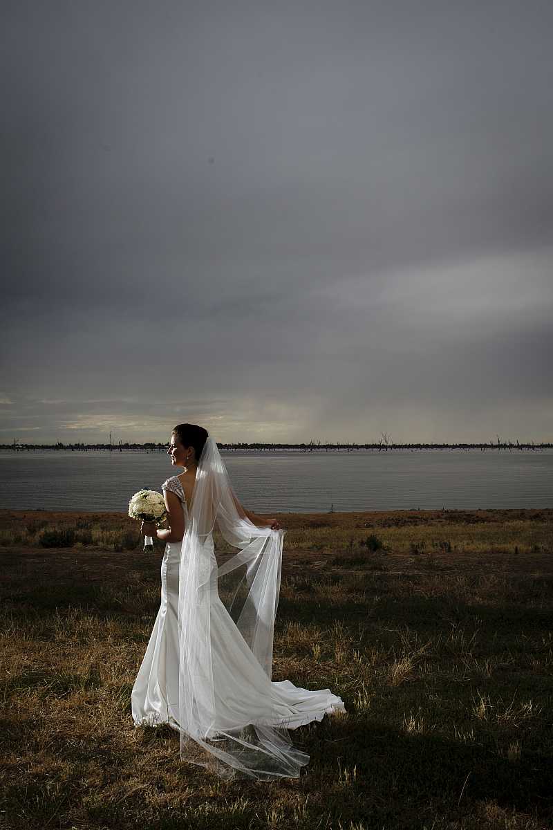 Lauren and Jason's wedding at Yarrawonga | Yarrawonga / Mulwala Wedding Photographers | 0783.jpg