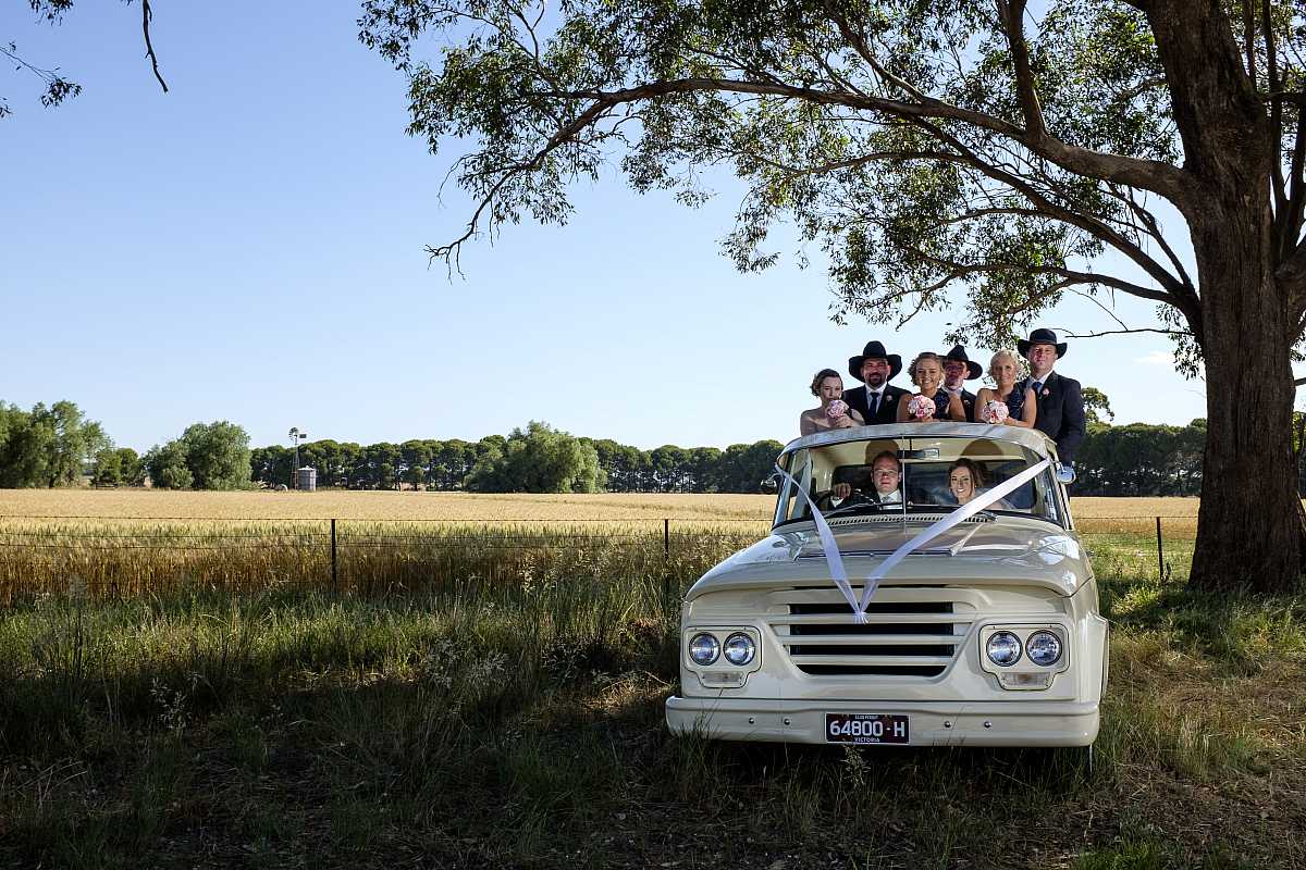 Bec & Dale's wedding at the Corowa Whisky & Chocolate Factory | Corowa wedding photographers | 00490.jpg