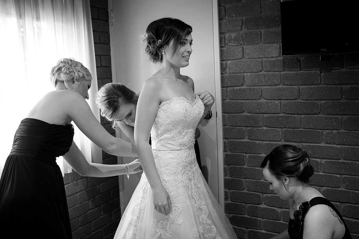 Bec & Dale's wedding at the Corowa Whisky & Chocolate Factory | Corowa wedding photographers | 00072.jpg