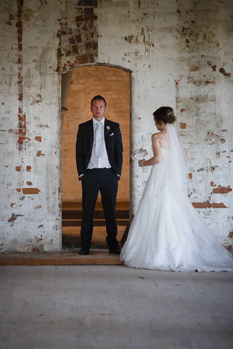 Bec & Dale's wedding at the Corowa Whisky & Chocolate Factory | Corowa wedding photographers | 00593.jpg