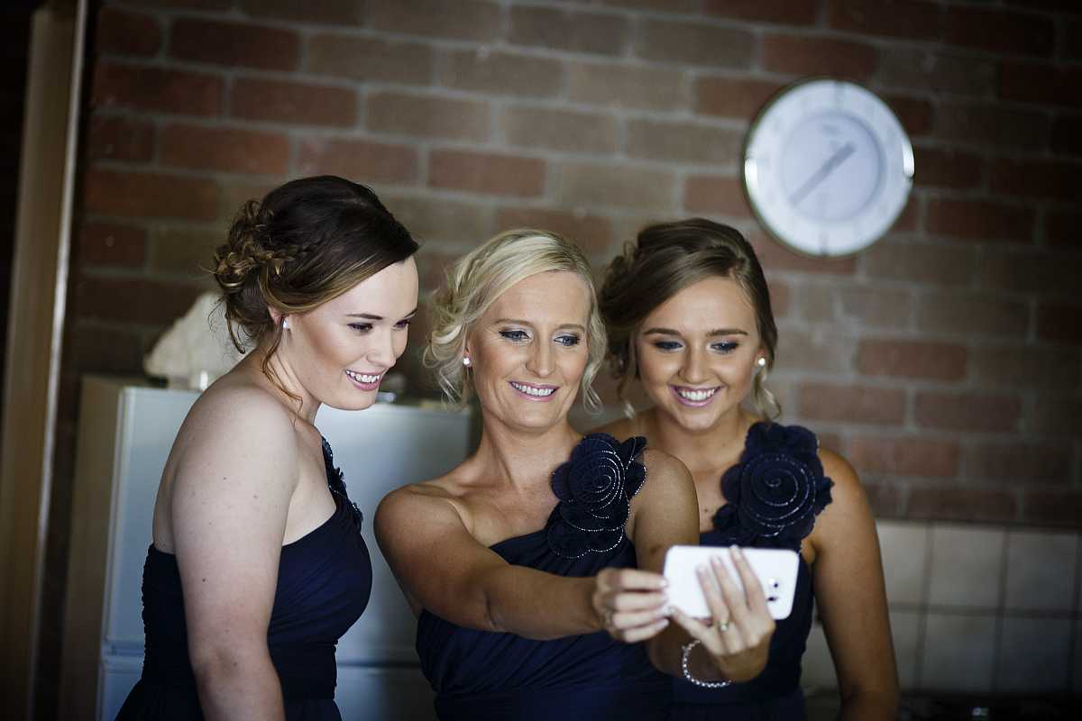 Bec & Dale's wedding at the Corowa Whisky & Chocolate Factory | Corowa wedding photographers | 00055.jpg
