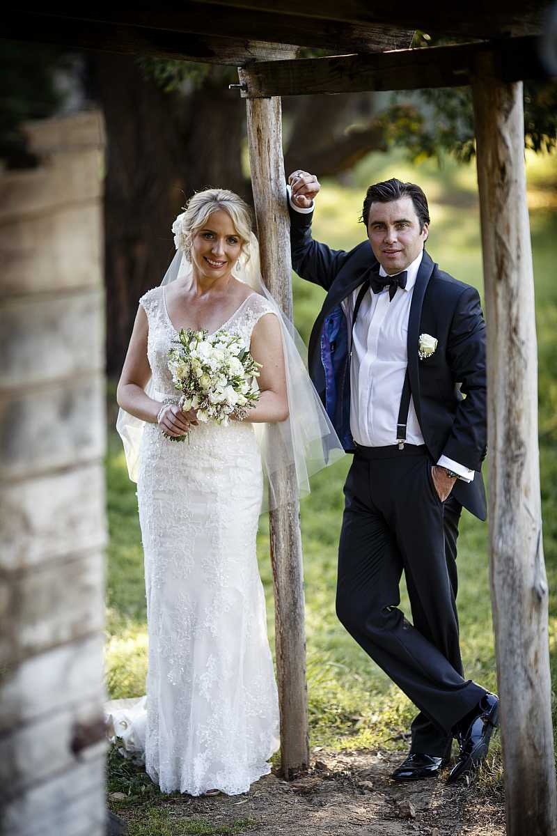 Emma and Clint's wedding at the Mitta Mitta Pub | Mitta Mitta wedding photographers  | 00492.jpg