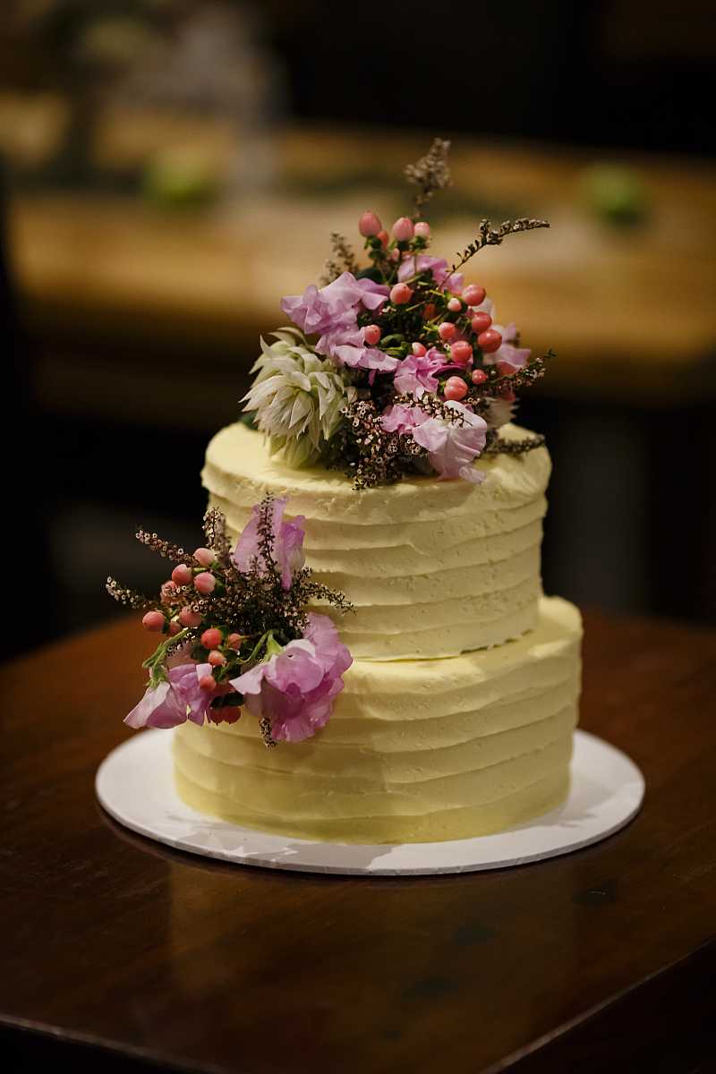 Emma and Clint's wedding at the Mitta Mitta Pub | Mitta Mitta wedding photographers  | 00895.jpg