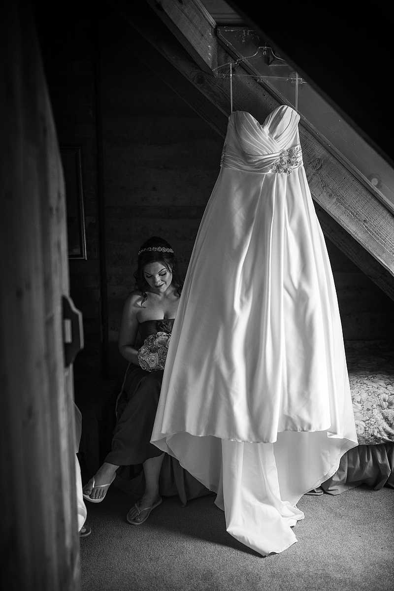 Jacqueline & Jarratt's Peregrines Table Top Mountain Wedding | Albury Wedding Photographers | 00054.jpg