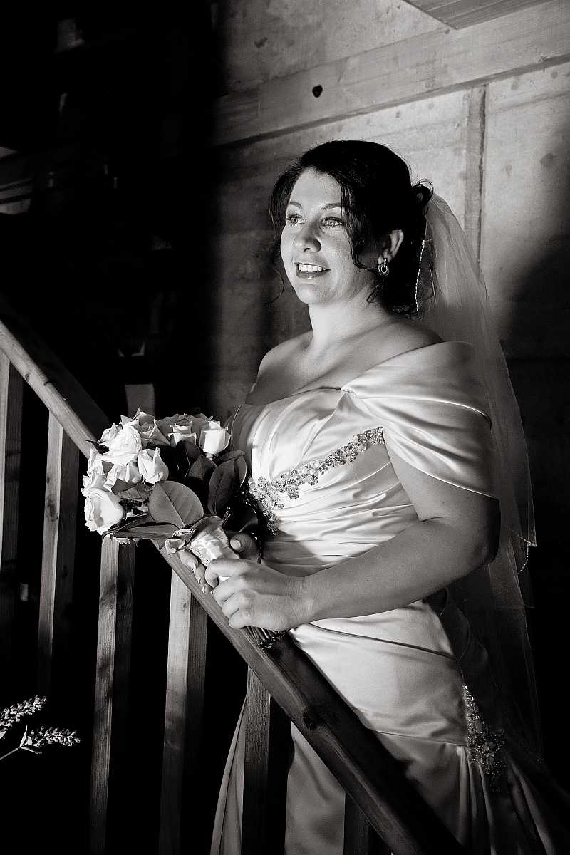 Milina and Grant's Peregrines at table Top Wedding | Albury Wedding Photographers | 16.04.2011.00225.jpg