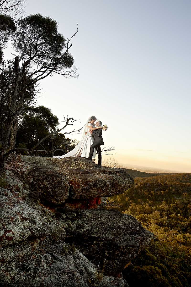 Milina and Grant's Peregrines at table Top Wedding | Albury Wedding Photographers | 16.04.2011.00561.jpg