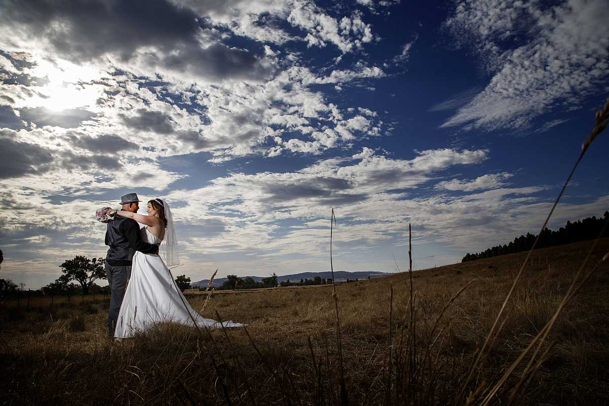 Jacqueline & Jarratt's Peregrines Table Top Mountain Wedding | Albury Wedding Photographers | 00623.jpg