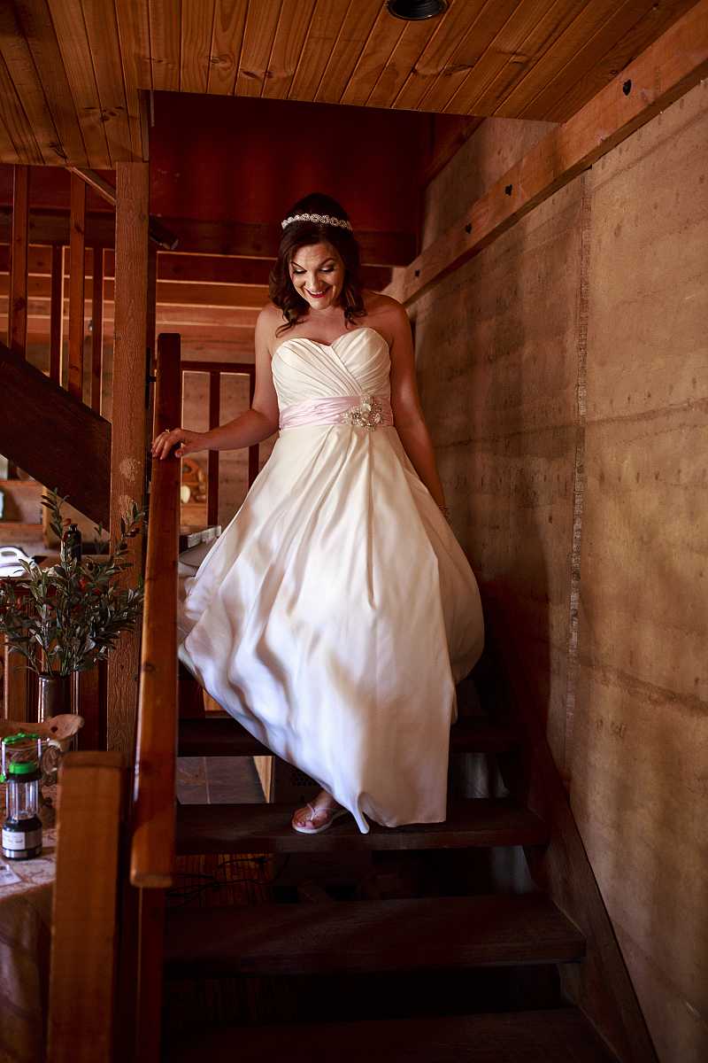Jacqueline & Jarratt's Peregrines Table Top Mountain Wedding | Albury Wedding Photographers | 00142.jpg