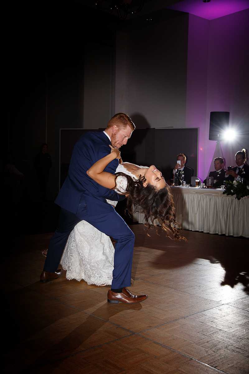 Angela & Jason’s Wedding at Beechworth | Beechworth Wedding Photographers | 00952.jpg