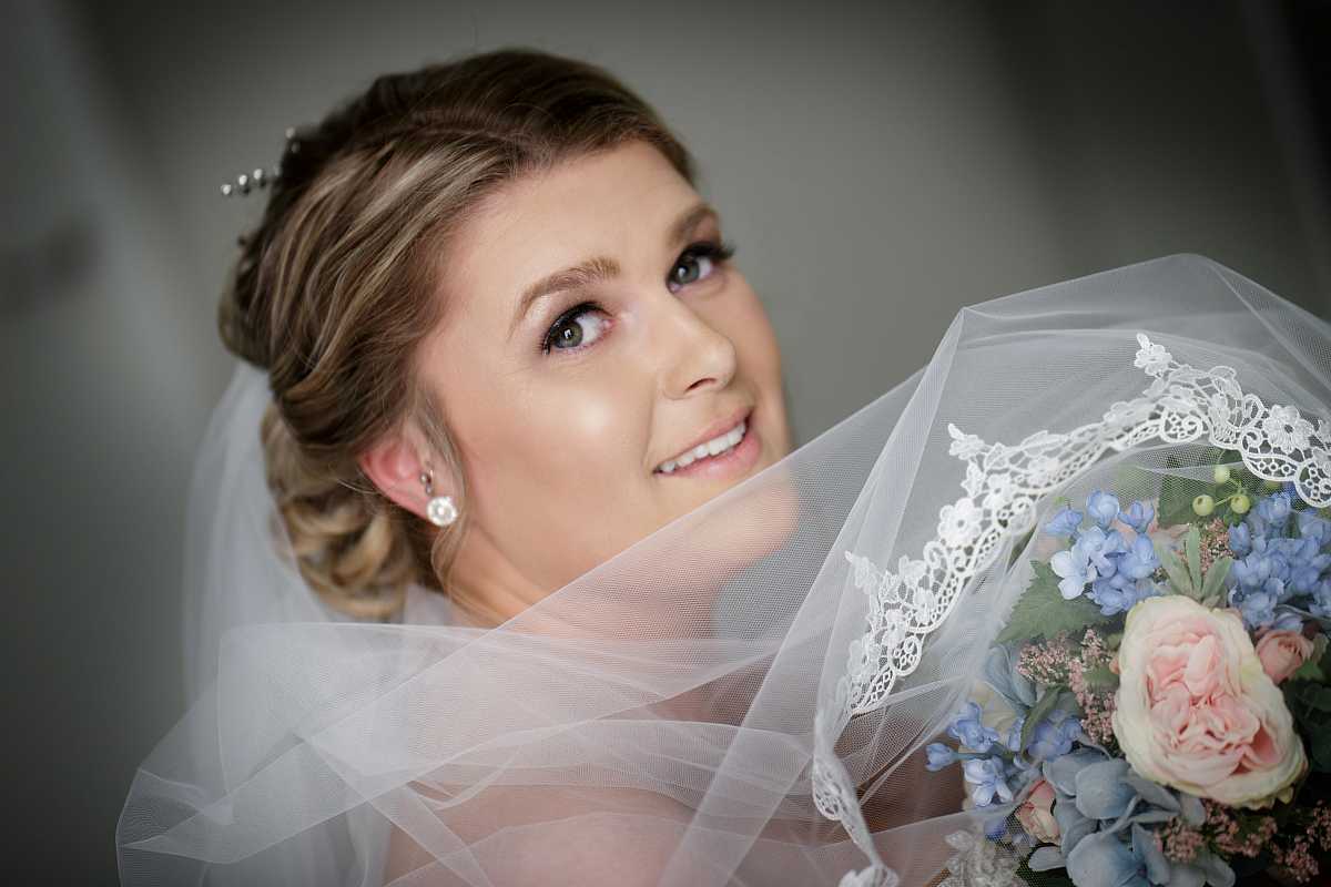 Samantha & Tom's wedding at Willowbank Events Albury | Albury Wedding Photographers  | 00147.jpg