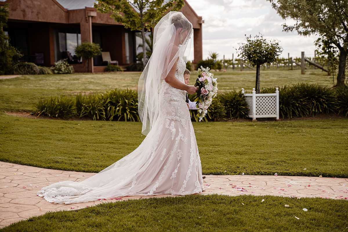 Jessica & Andrew’s Wedding at De Bortoli Wines | Rutherglen Wedding Photographers  | AS103945.jpg