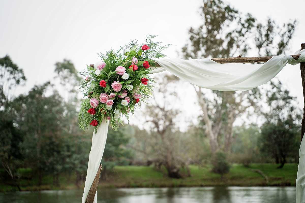 Bron and Joel's wedding at Noreuil Park Albury | Albury Wedding Photographers  | 00236.jpg