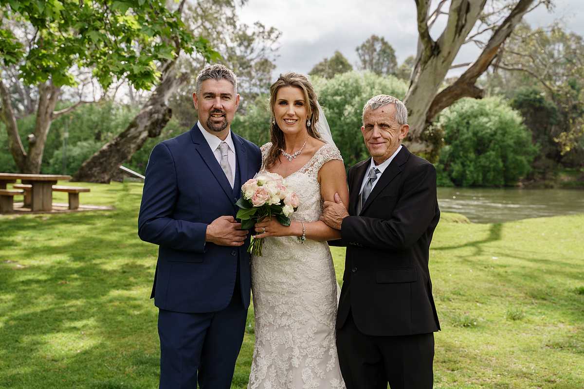Bron and Joel's wedding at Noreuil Park Albury | Albury Wedding Photographers  | 00435.jpg
