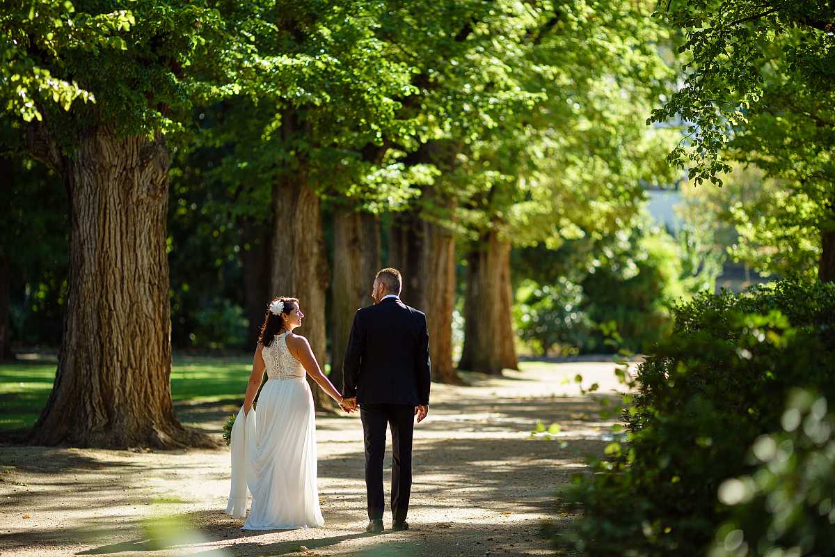Tracy and Greg's Wedding at the Manor House  | Albury Wedding Photographers  | AS106990.jpg