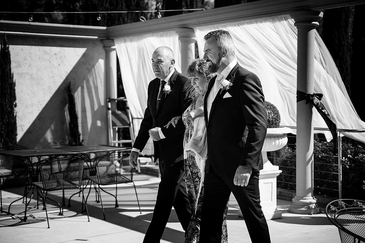 Tracy and Greg's Wedding at the Manor House  | Albury Wedding Photographers  | 00299.jpg