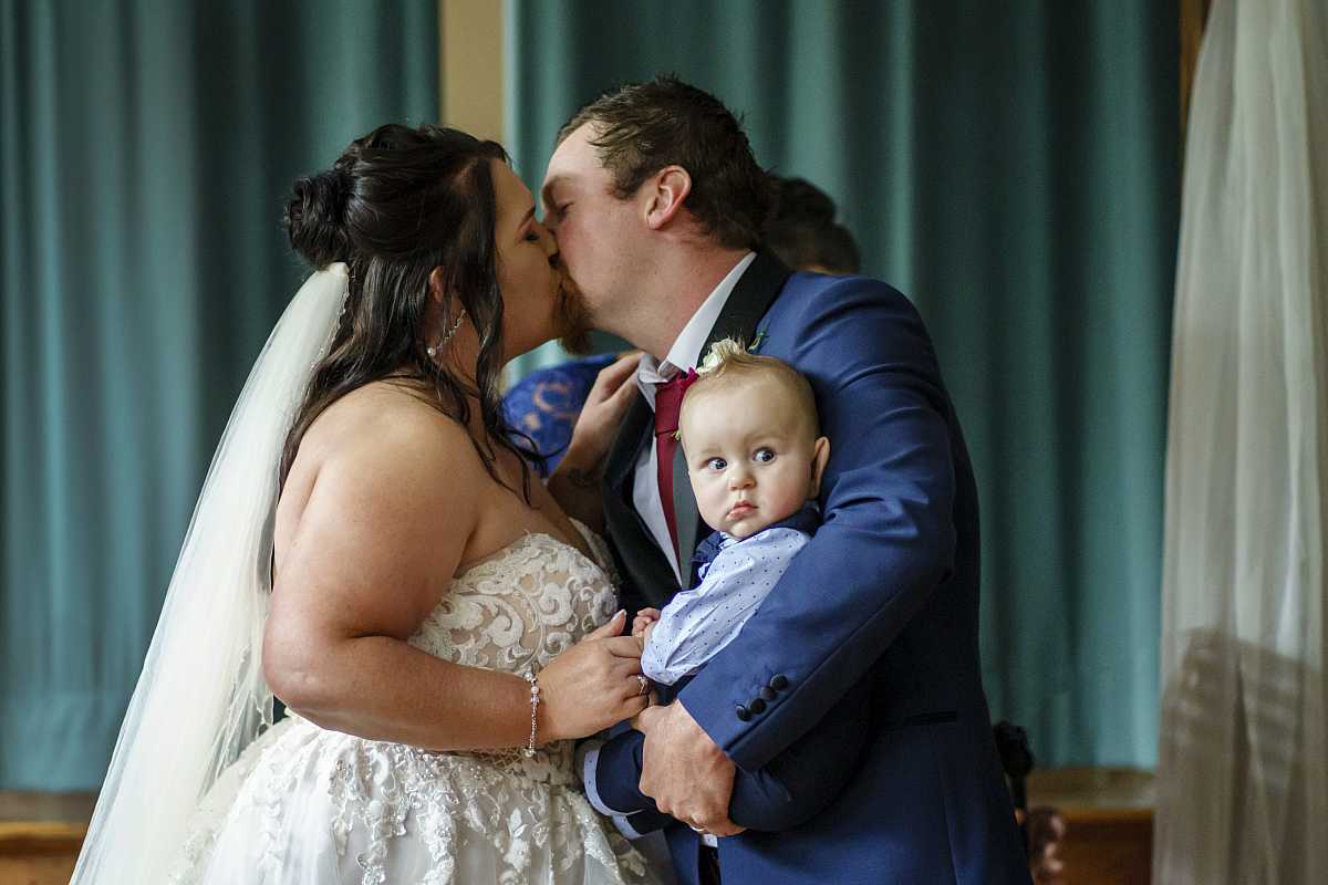 Stephanie and Matthew's wedding at Sandy Creek Victoria | Albury Wedding Photographers  | _ASR7340.jpg