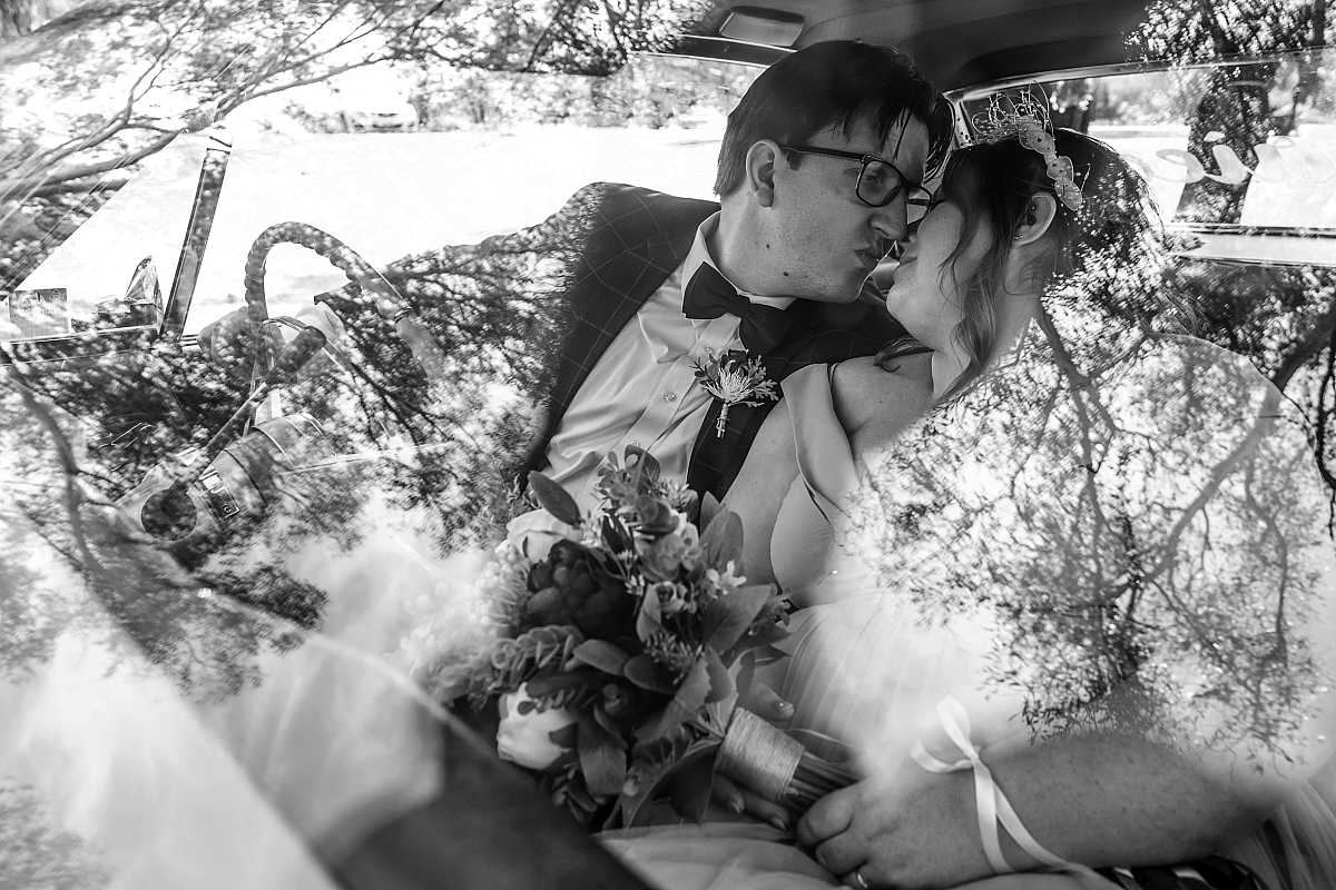 Laura and Marks wedding at Sumsion Gardens Wodonga | Wodonga Wedding Photographers  | 00703.jpg
