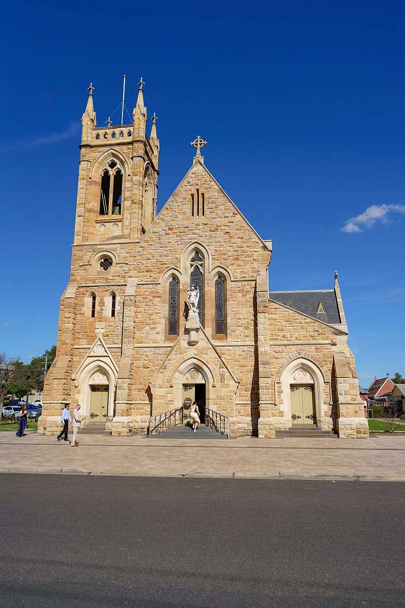 Maddison & Nicholas | A Beautiful Wagga Wagga Wedding | 2026-09-12-Keogh-AllSaintsPhotographyAlbury-0181.jpg